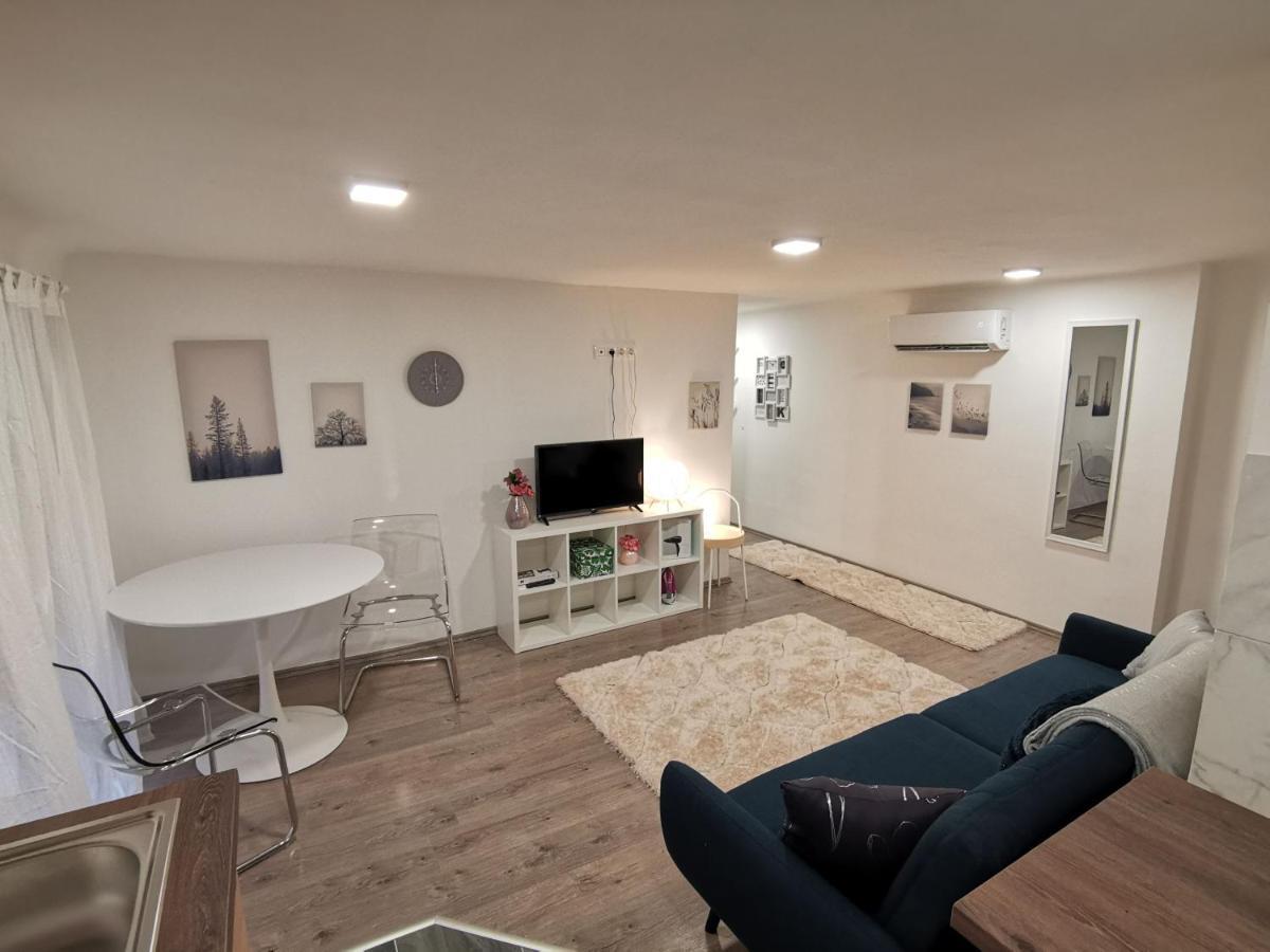 Dragonfly Apartment Near At The Castle Labyrinth Ii. ブダペスト エクステリア 写真